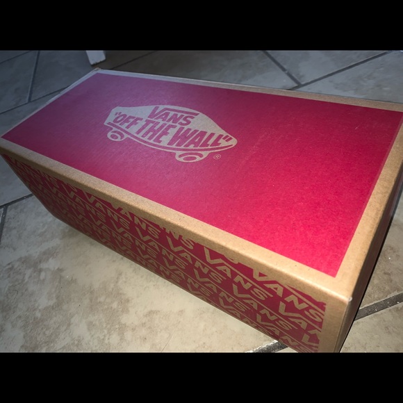 SOLD!!! Breast Cancer Slip On Vans Women’s US 10 - Picture 7 of 7